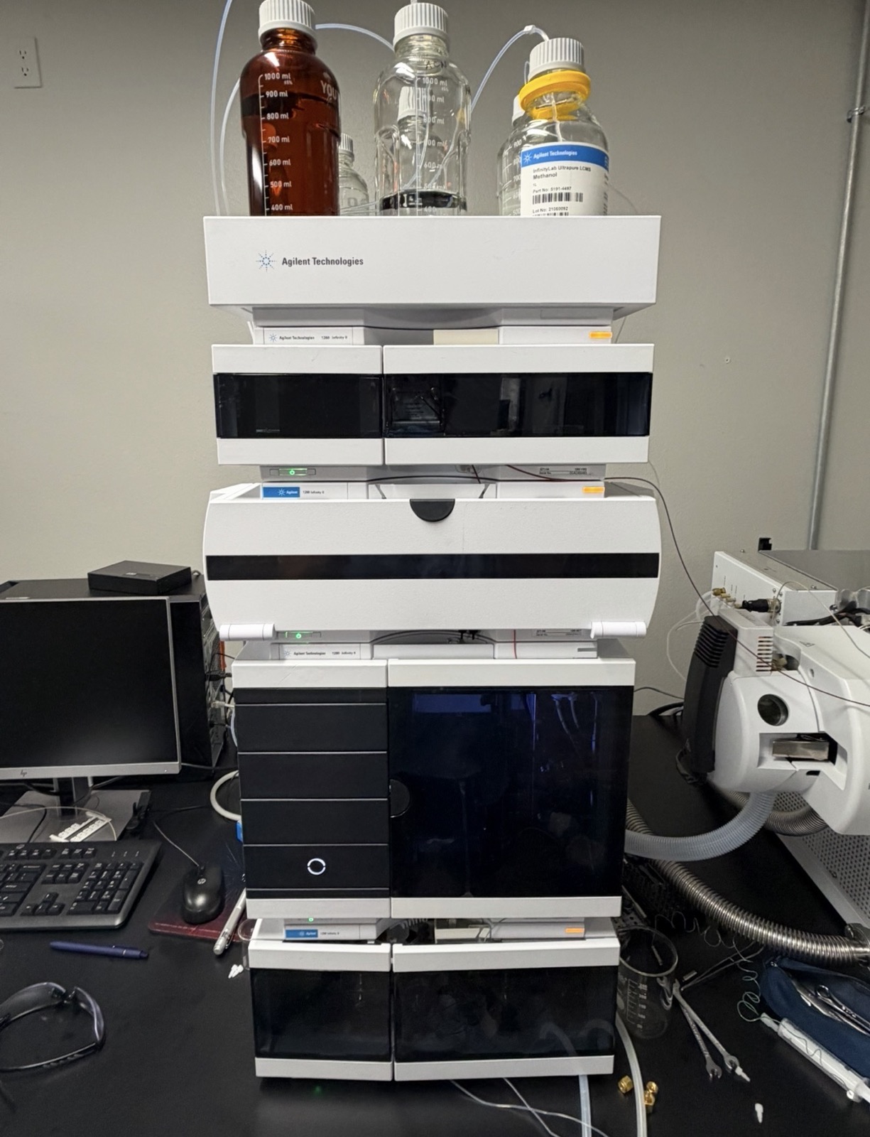 Inside the Gold Standard Analytics laboratory that serves Anchorage, Alaska